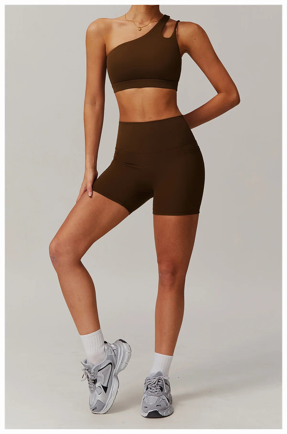 Women’s Shockproof One-Shoulder Sports Bra – Backless Breathable Gym & Yoga Top