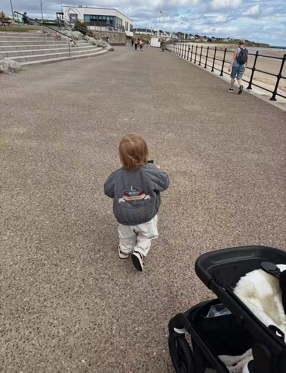 Kids Cartoon Fleece Jacket – Unisex Winter Lambswool Zip-Up Coat (18M–9Y)